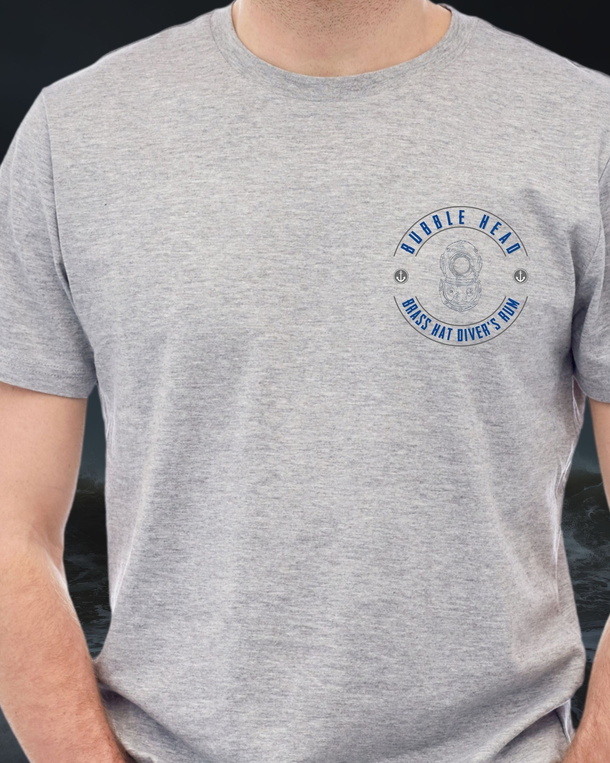 Front view of person wearing Brass Hat Diver’s Rum gray ‘Bubble Head’ t-shirt with Siebe Gorman diver helmet logo on the chest – divers’ gifts and ocean-inspired apparel