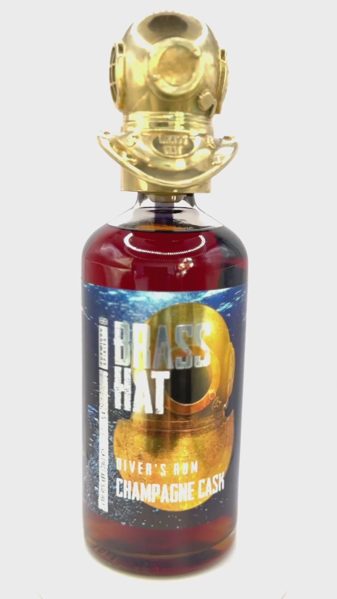 A slow, continuous rotation showcases the Campagne Cask Rum bottle and Special Edition Helmet Topper from every angle, highlighting the detail, finish and craftsmanship.